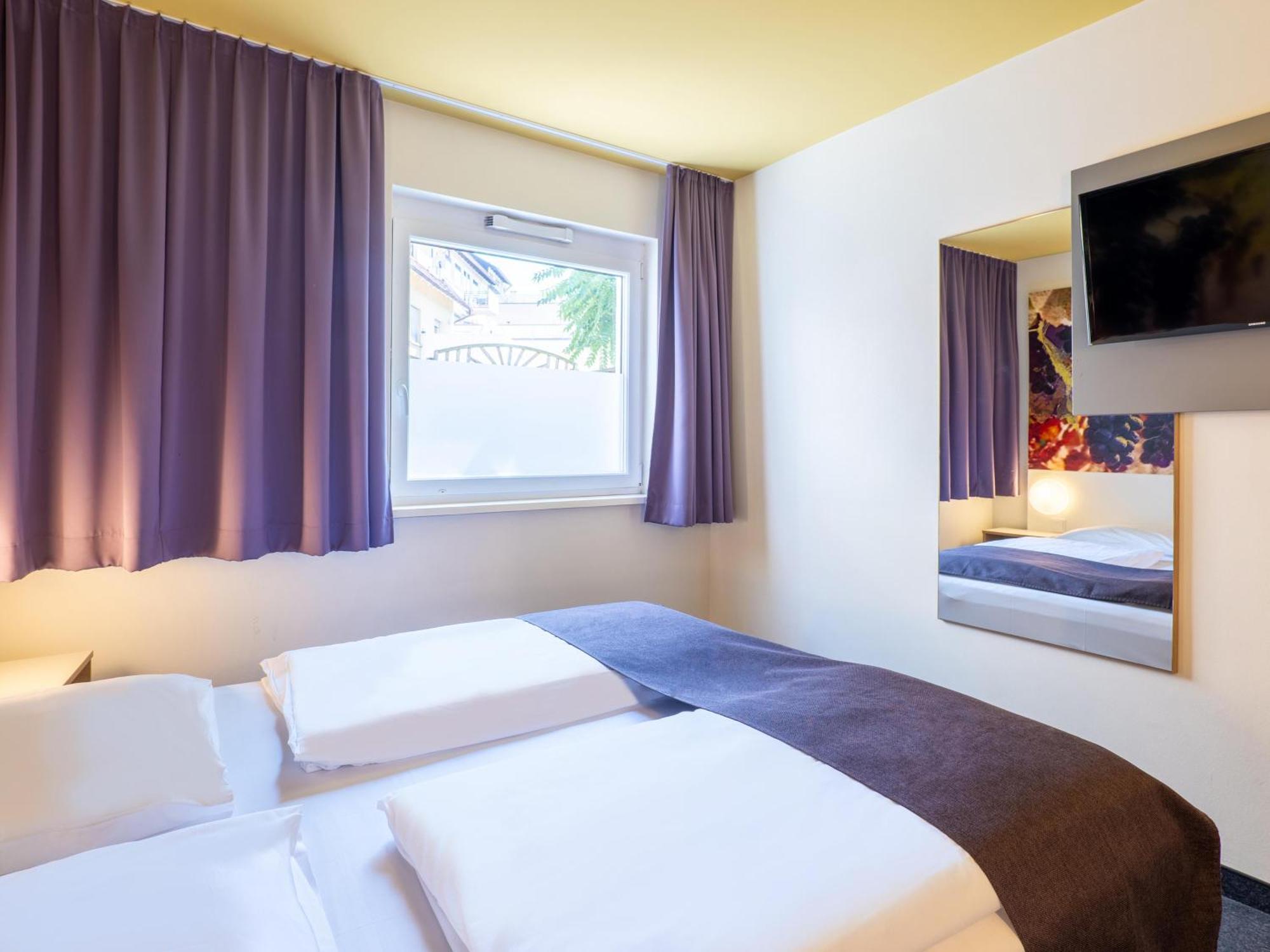 B&B Hotel ไฮล์บรอนน์ ภายนอก รูปภาพ