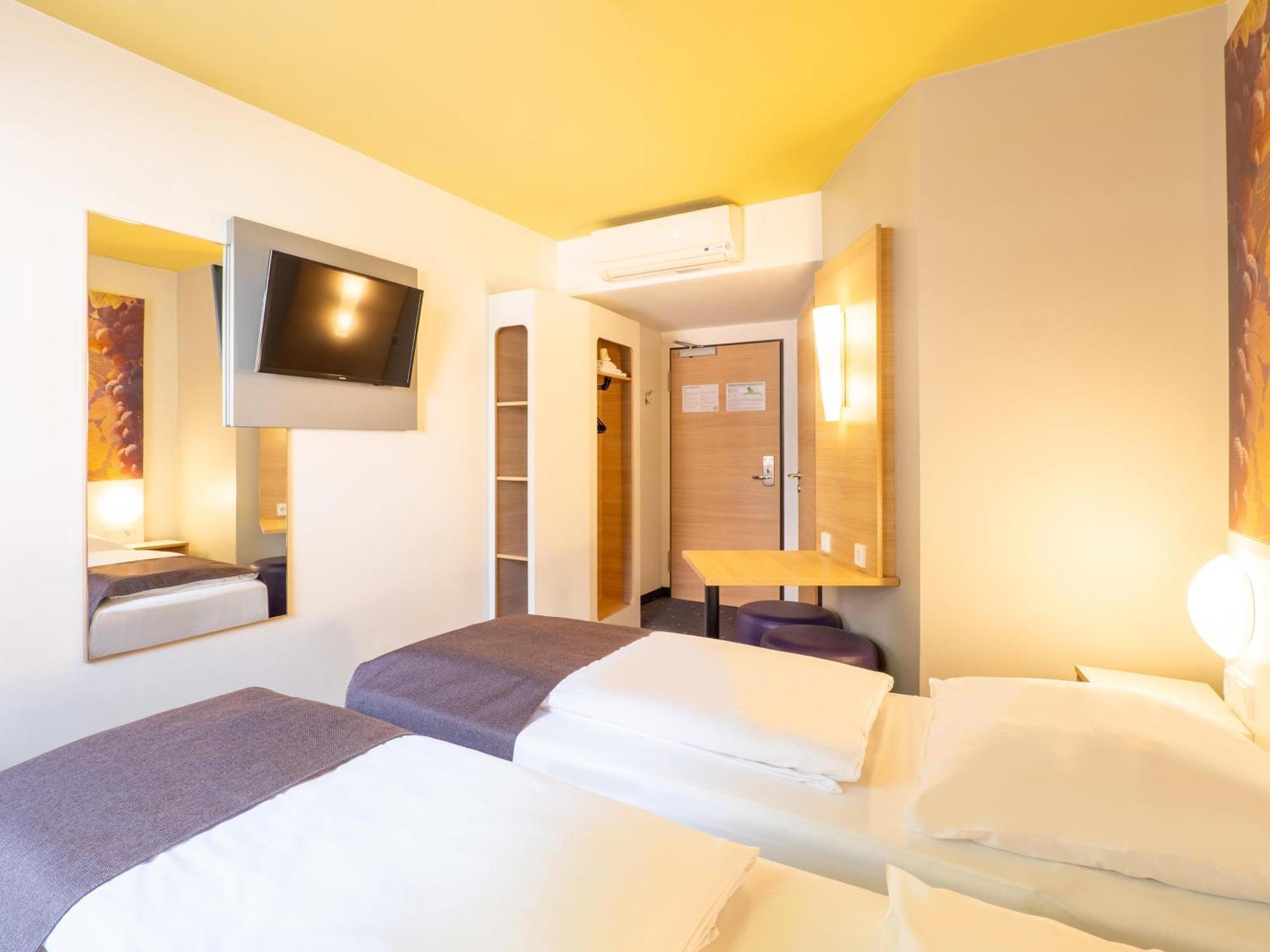 B&B Hotel ไฮล์บรอนน์ ภายนอก รูปภาพ