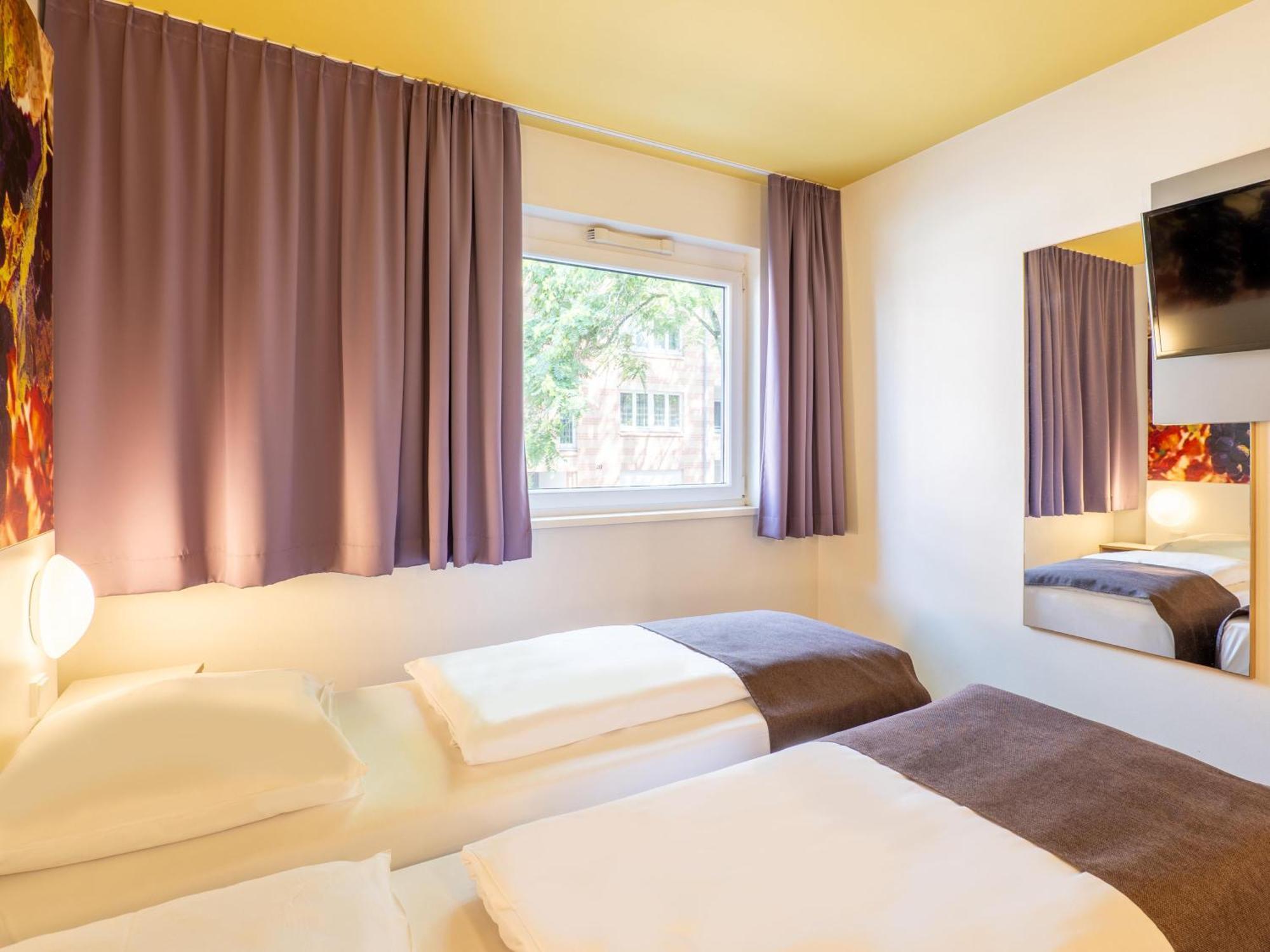 B&B Hotel ไฮล์บรอนน์ ภายนอก รูปภาพ