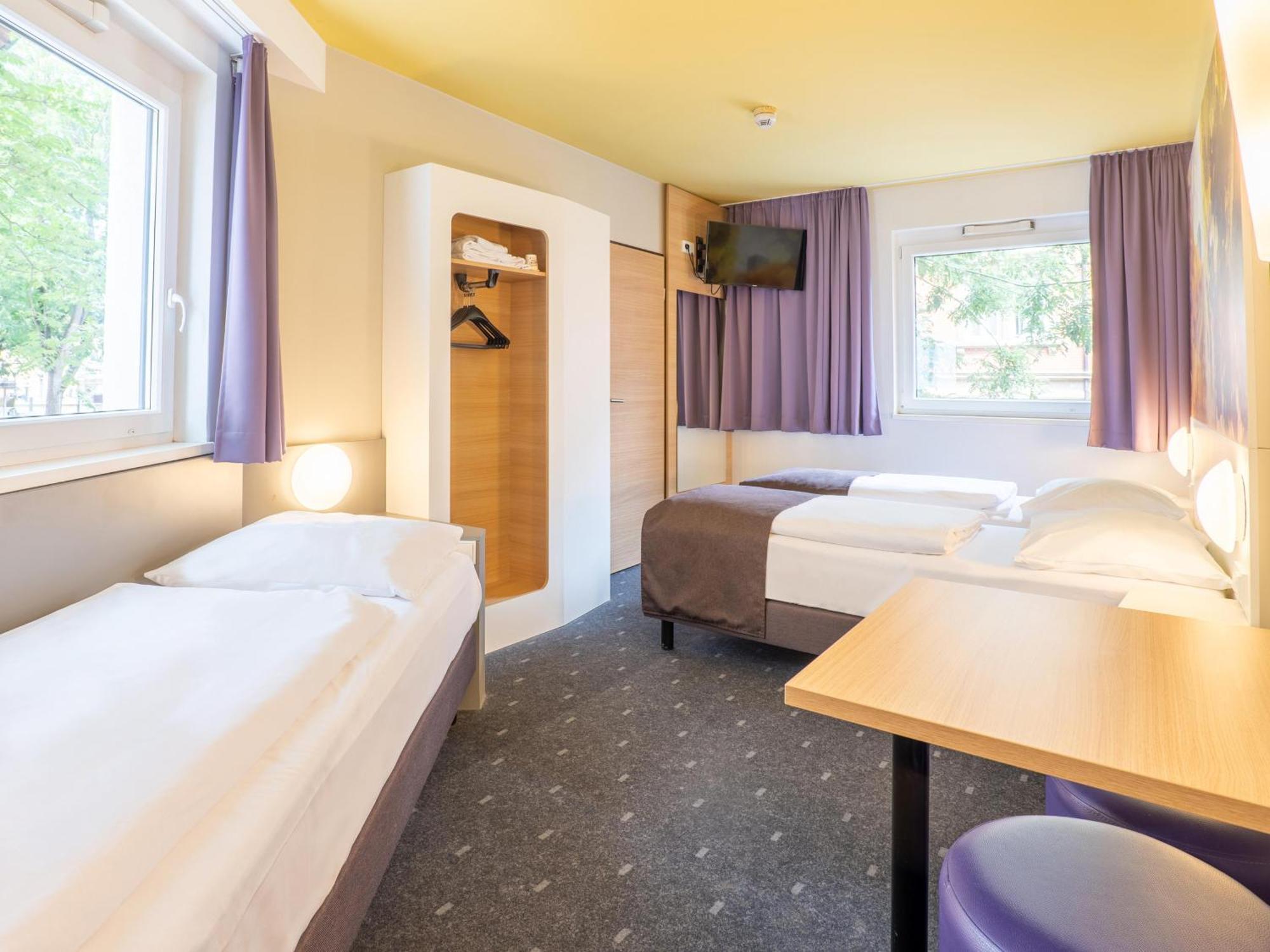 B&B Hotel ไฮล์บรอนน์ ภายนอก รูปภาพ