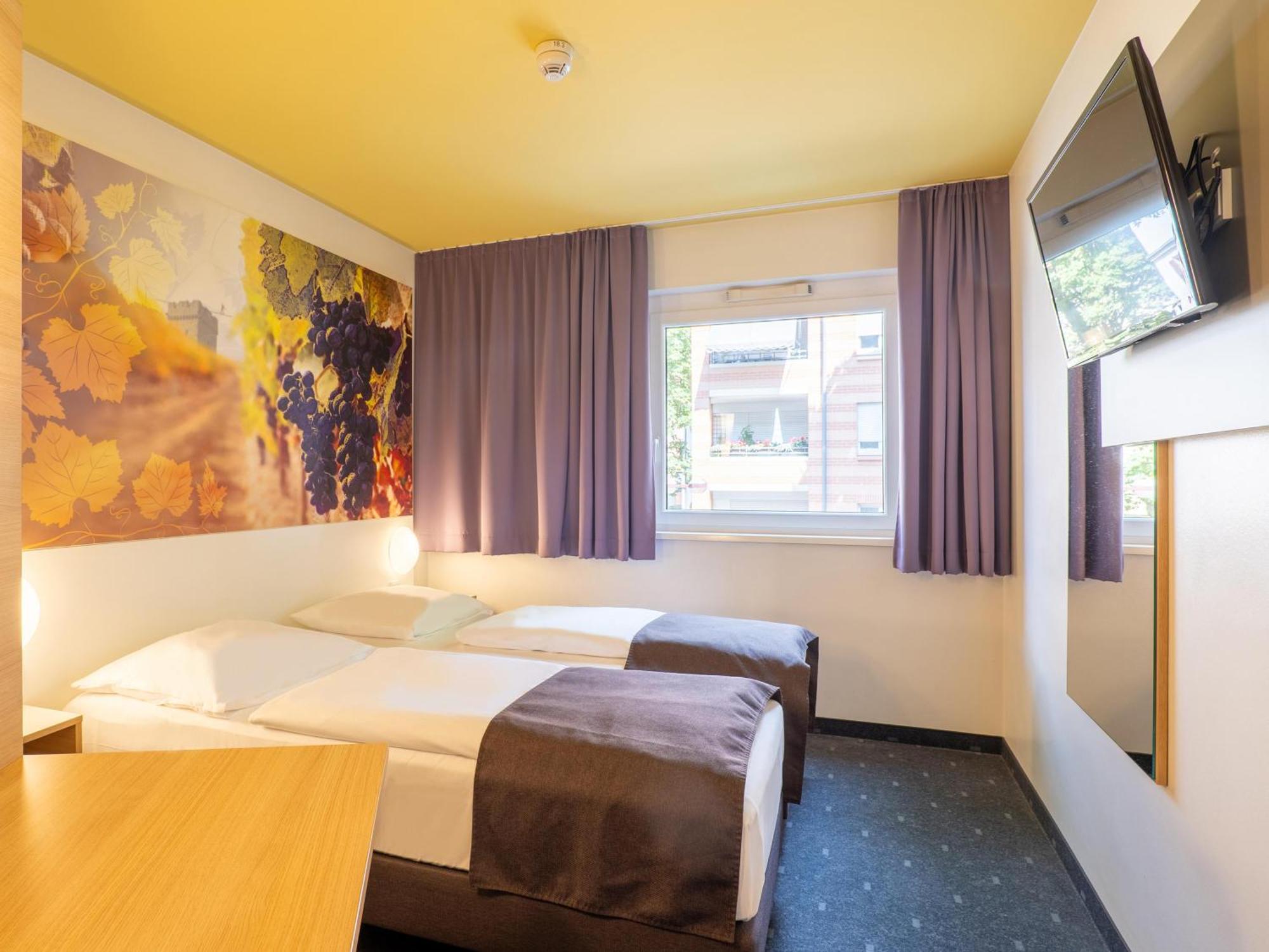 B&B Hotel ไฮล์บรอนน์ ภายนอก รูปภาพ